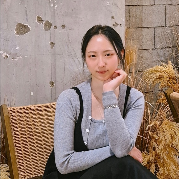 Meet your Posher, Sulgi - Picture 1 of 1